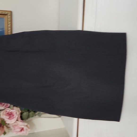 Tahari Career Formal grey dress Sheath defined waist Essentials 4 Office Career - Picture 3 of 10